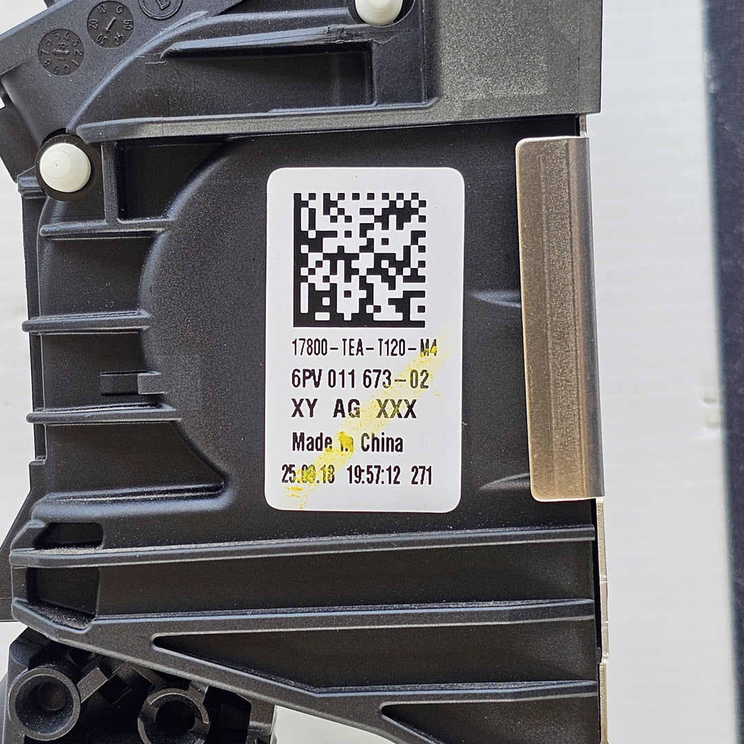 2016 -
  2021
  Honda
  Civic
  VTiLX
  Accelerator Pedal
  17800TEAT120M4