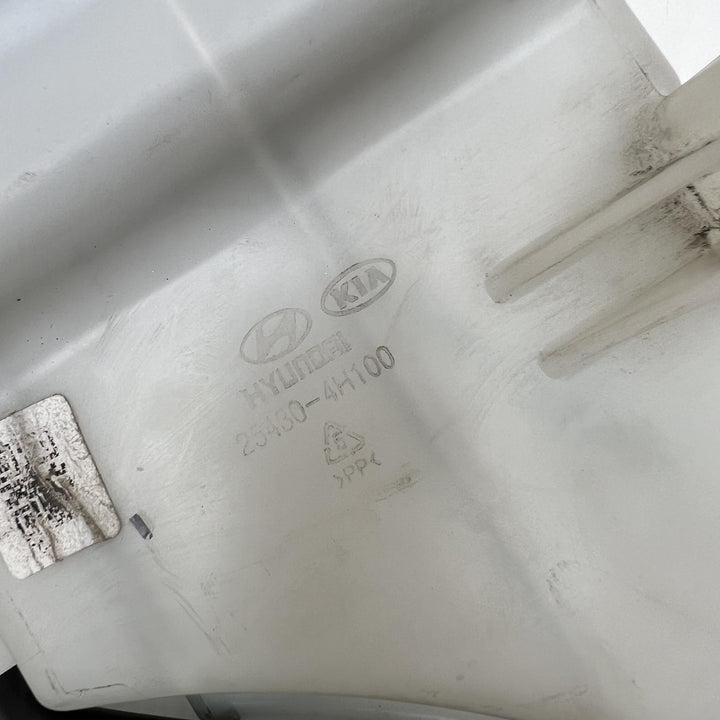 2018 Hyundai iLoad TQ - Overflow Bottle PN: 254304H100