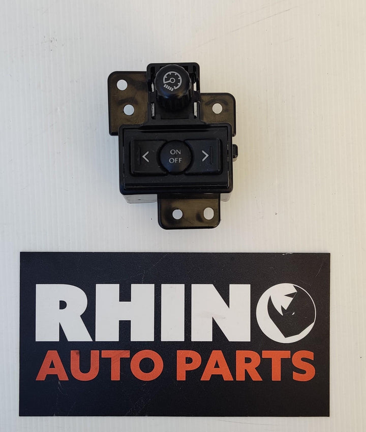 2007 IS GSE20R - Interior Light Switch