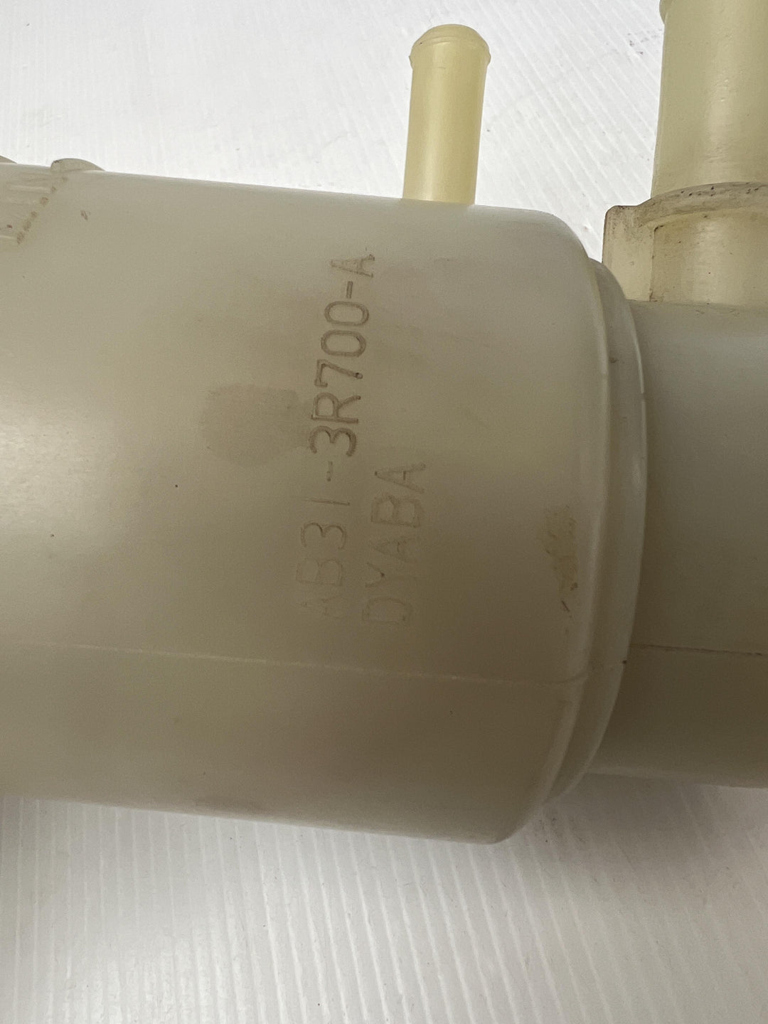 2011 -
  2020
  Mazda
  BT-50
  
  Power Steering Reservoir
  AB313R700A