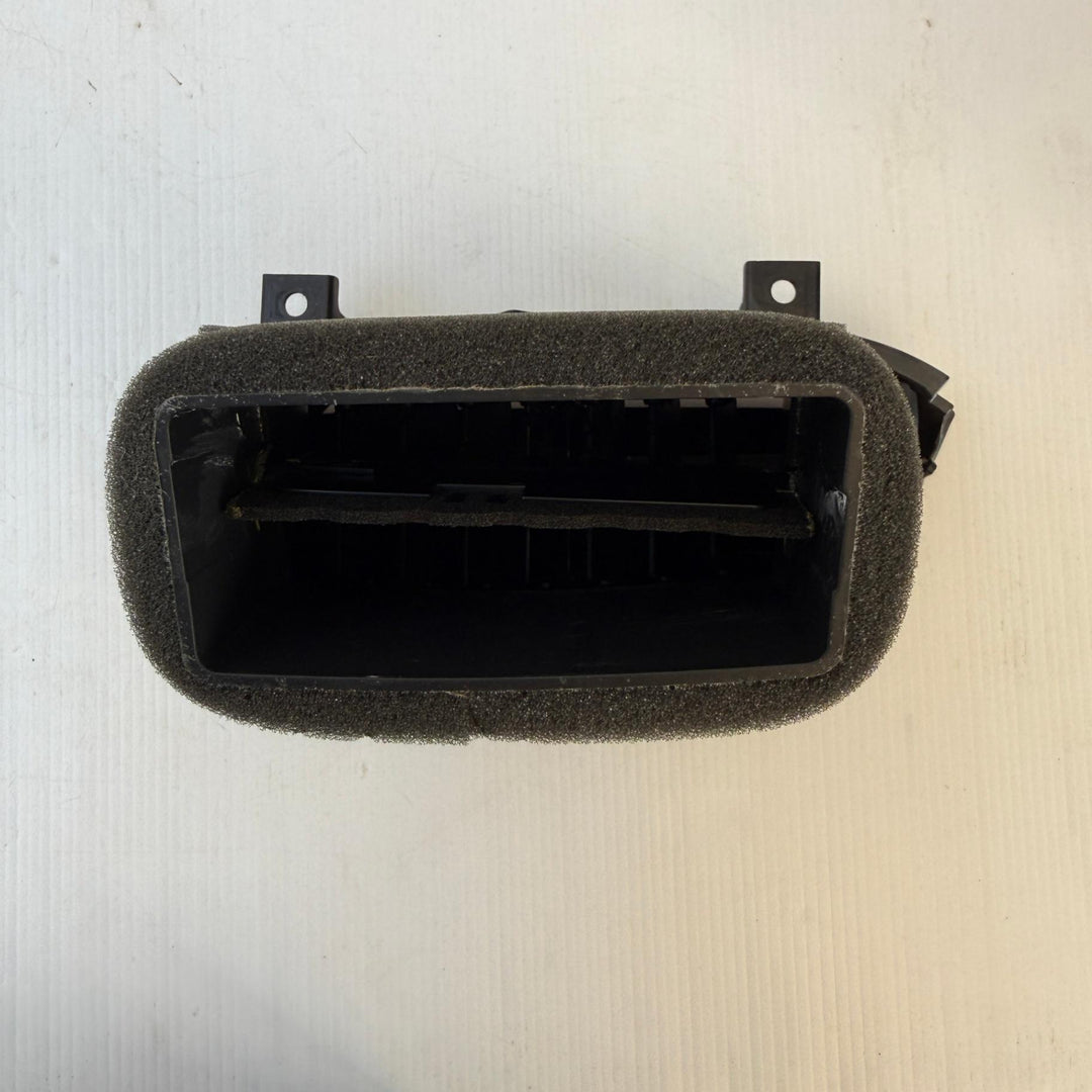 2023 Hyundai i30 - Air Vent PN: 97490G3900