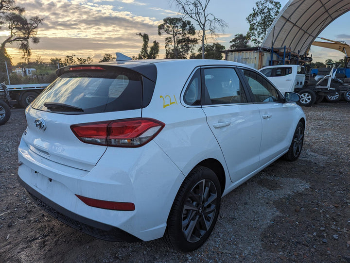 2022 Hyundai i30 PD - Right Rear Door Window