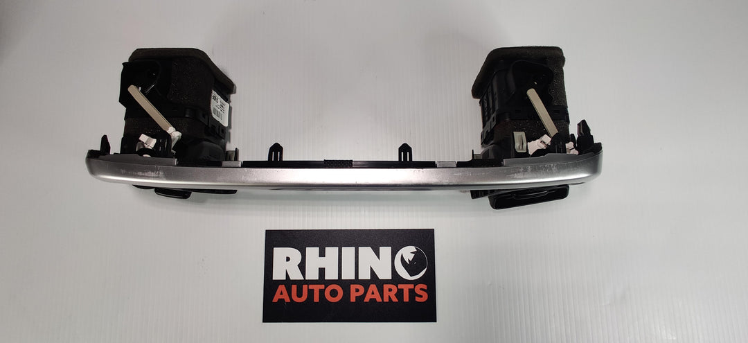 2017 -
  2023
  Kia
  Rio
  S
  Air Vent