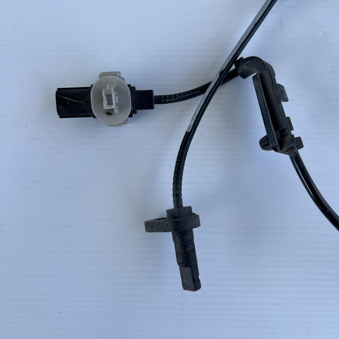 2017 Honda Civic FK FK4 - Right Front ABS Sensor