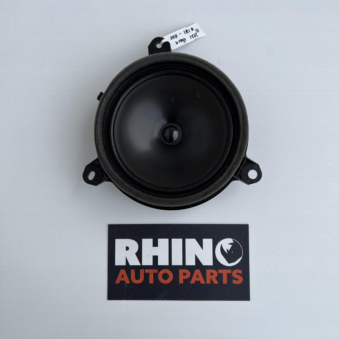 2021 Toyota Hiace VI H300 GDH300 - Speakers