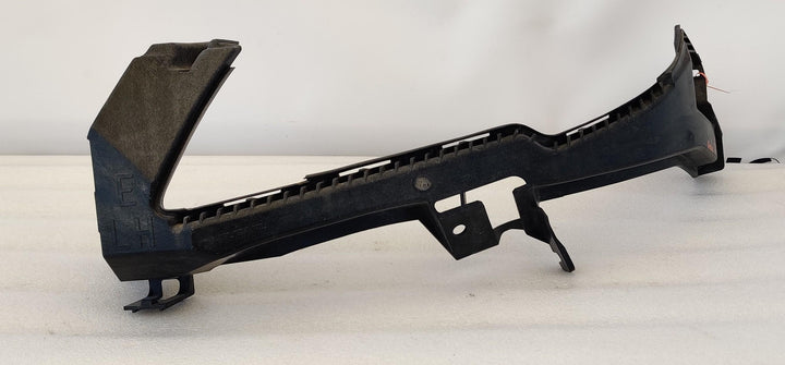 2009 -
  2014
  Subaru
  Outback
  2.0D Premium
  Left Front Bumper Bracket