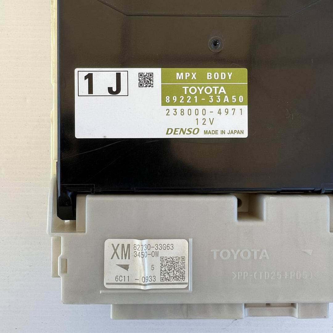 2016 Toyota Camry XV50 - Electronic Module PN: 8922133A50
