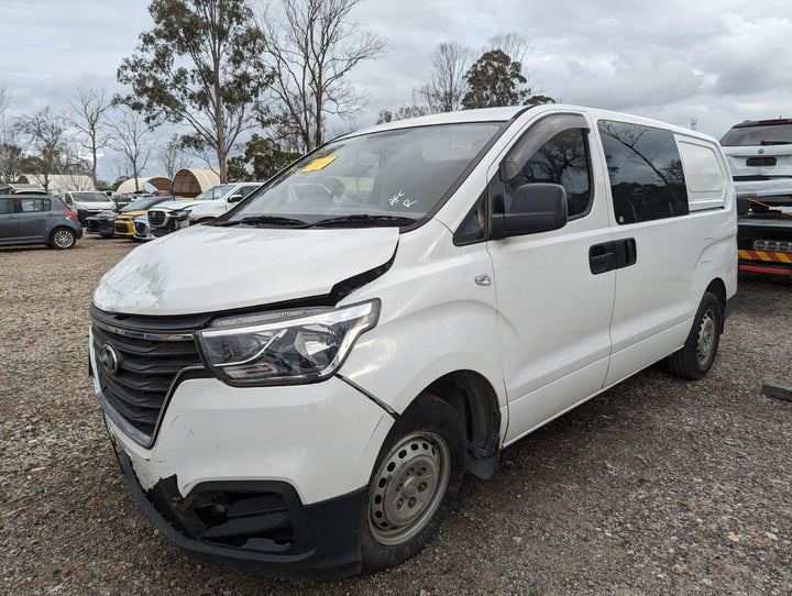 2018 Hyundai iLoad TQ - A/C Pipe