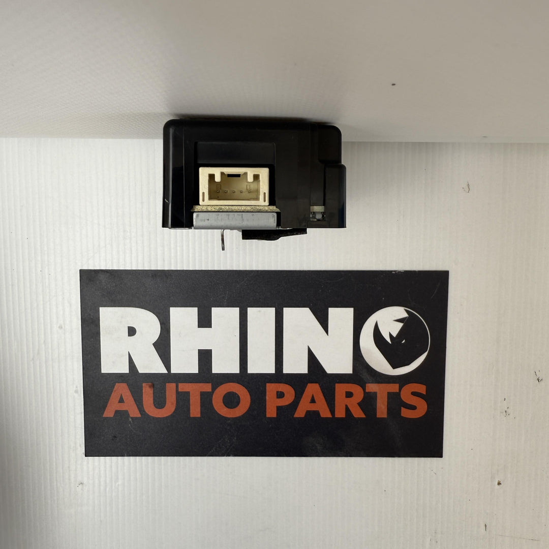 -
  
  Toyota
  Corolla
  Hybrid
  Smart Door Control Module Receiver
  8974012410