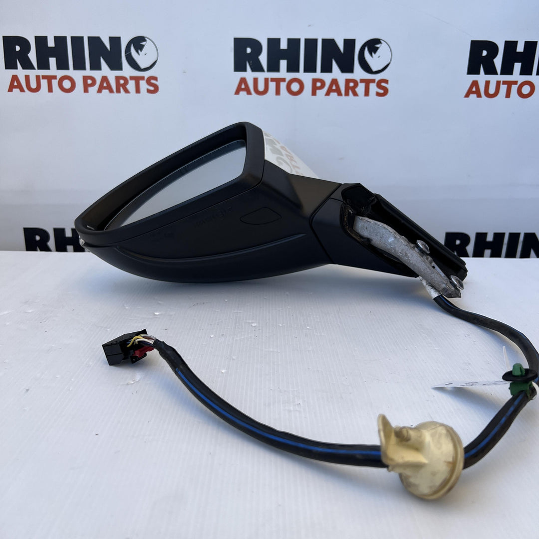 2018 Volkswagen Golf - Left Door Mirror