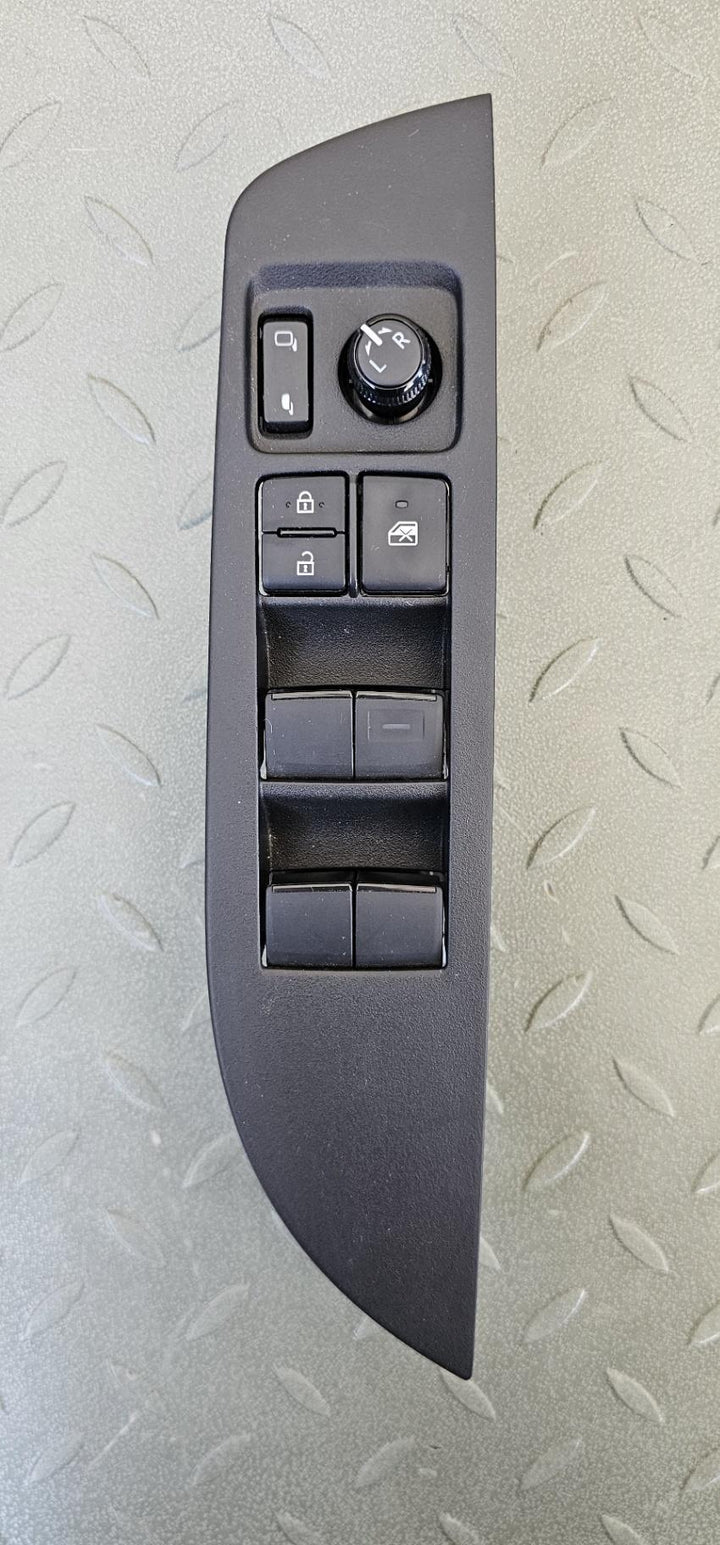 2021 Toyota Corolla MZEA12R - Master Power Window Switch PN: 8404012190