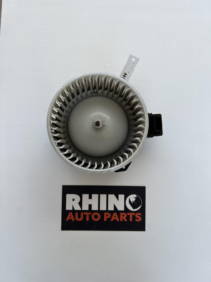 2013 Suzuki Swift IV FZ - Blower Motor PN: 5150041170