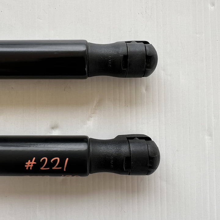 2017 -
  2023
  Hyundai
  i30
  Elite
  Bootlid Gas Struts
  81770G3000