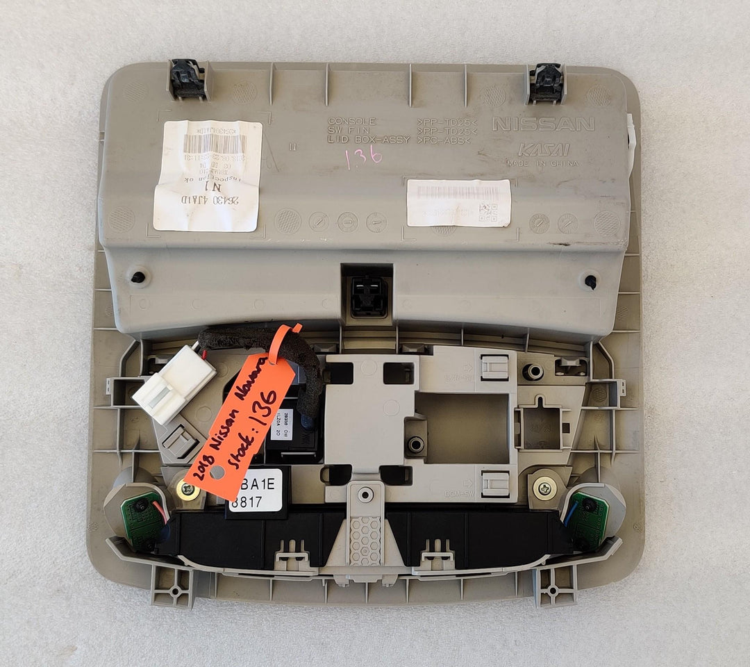 2015 -
  2025
  Nissan
  Navara
  
  Courtesy Light
  264304JA1D