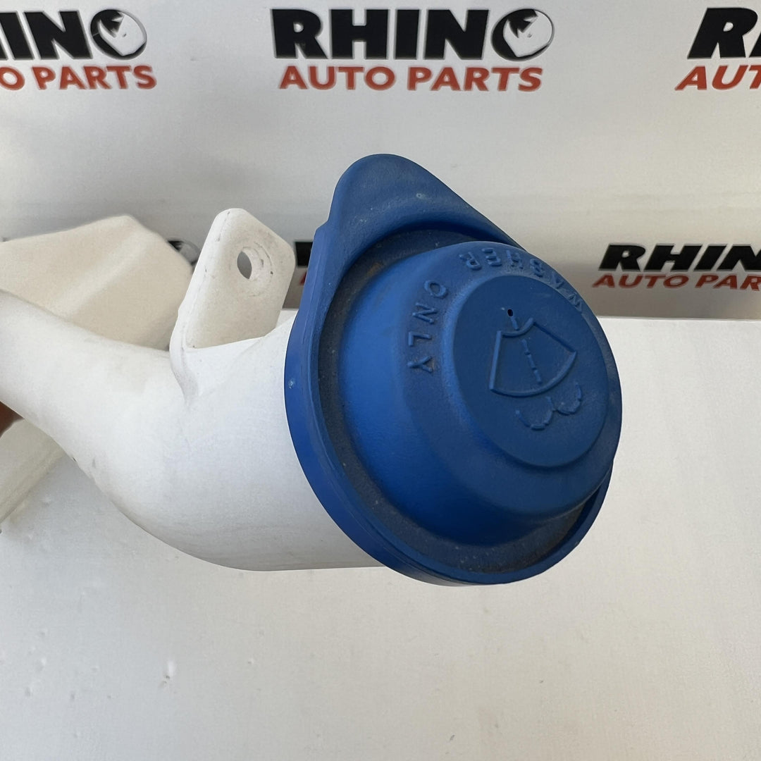2020 Hyundai iLoad TQ - Washer Bottle PN: 985102M500