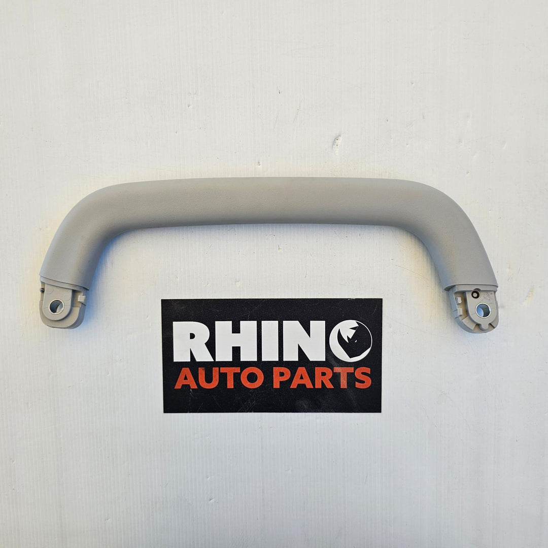 2022 Isuzu MU-X - Grab Handle