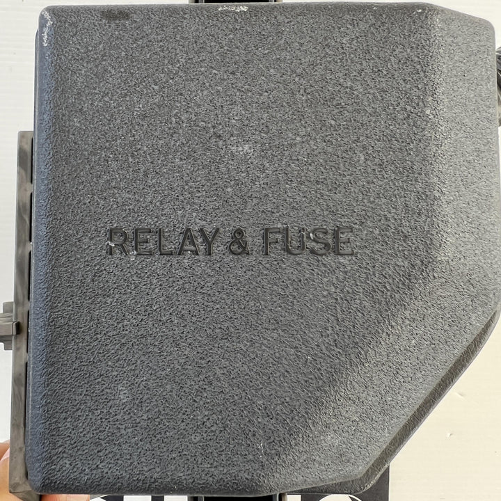 2016 Toyota Camry XV50 - Fuse Box