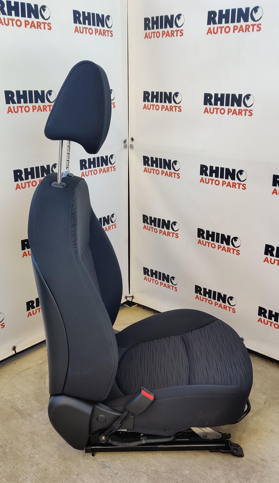 2017 Hyundai Accent RB - Left Front Seat