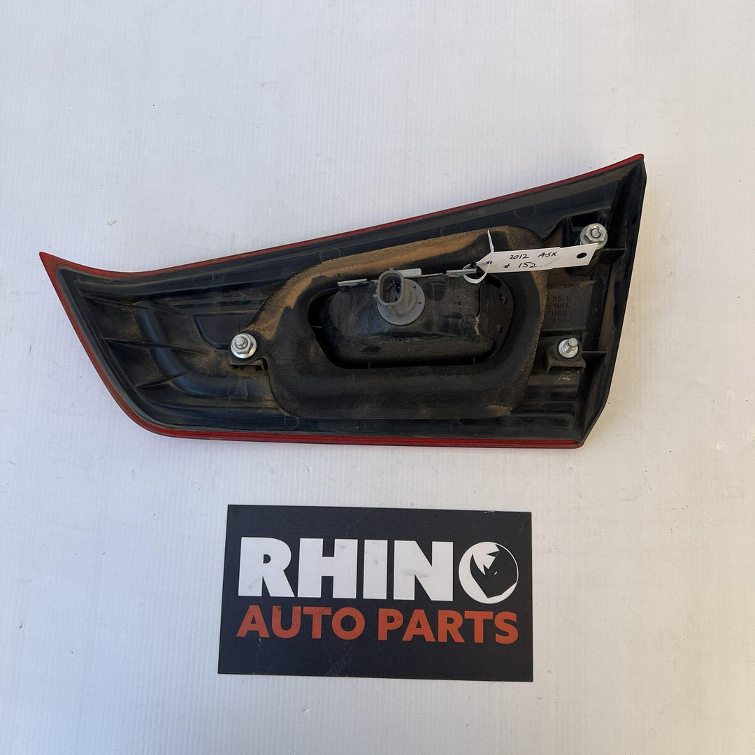 2010 -
  2019
  Mitsubishi
  ASX
  #blank
  Left Bootlid Light