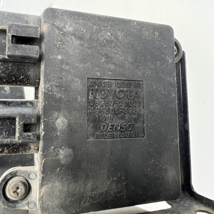 2010 Toyota Hiace - Cooling Fan Control Module PN: 8925726020