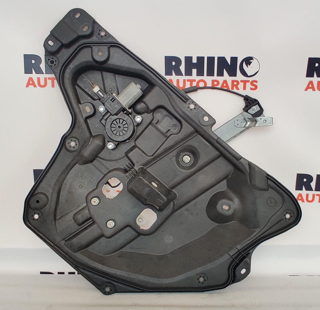 2015 -
  2015
  Mazda
  Mazda3
  Maxx
  Right Front Window Regulator/Motor
  B45C5858X