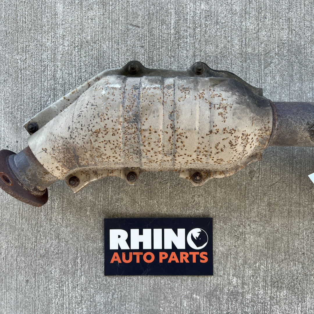 2006 Toyota Hiace - Catalytic Converter