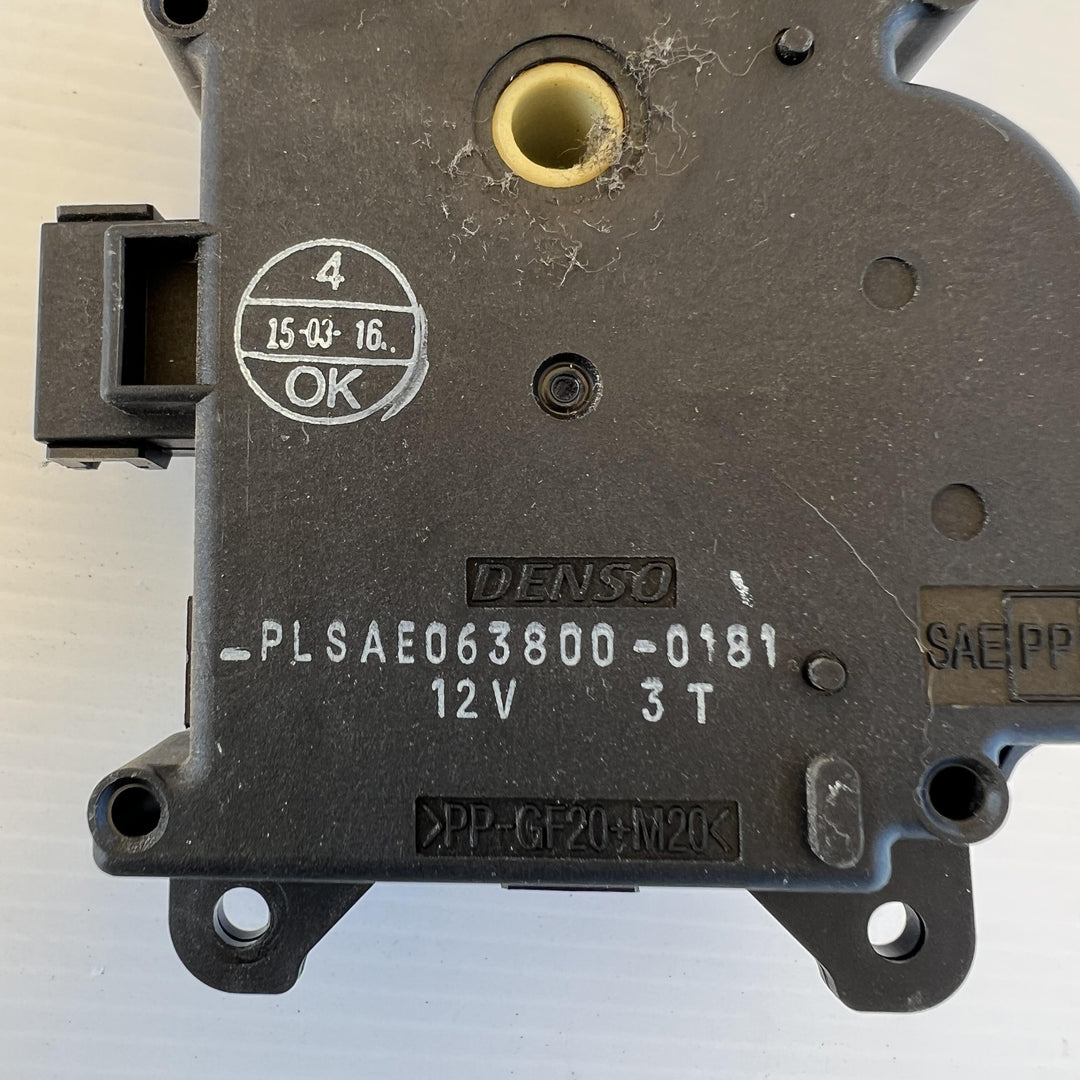 2016 Toyota Camry XV50 - Misc Interior Part PN: AE0638000181