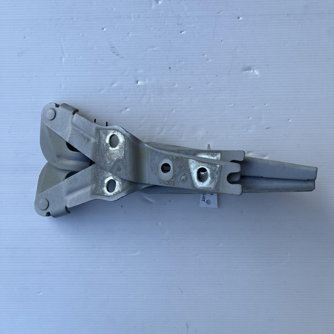 2015 Volkswagen Golf MK7 - 5G BE BQ - Bonnet Hinge/Strut