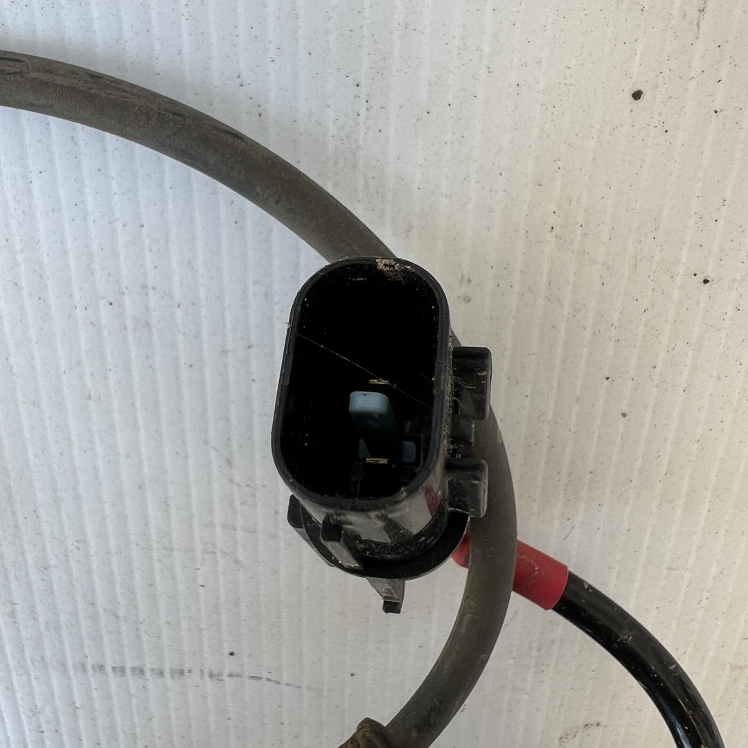 2007 -
  2021
  Hyundai
  iLoad
  Cargo
  Right Front ABS Sensor