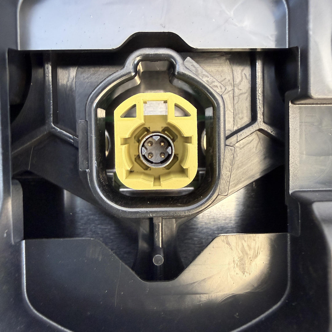 2023 Ford Ranger - Dash Display Unit PN: N1WBE044K73ADW
N1WBE044K72ADW