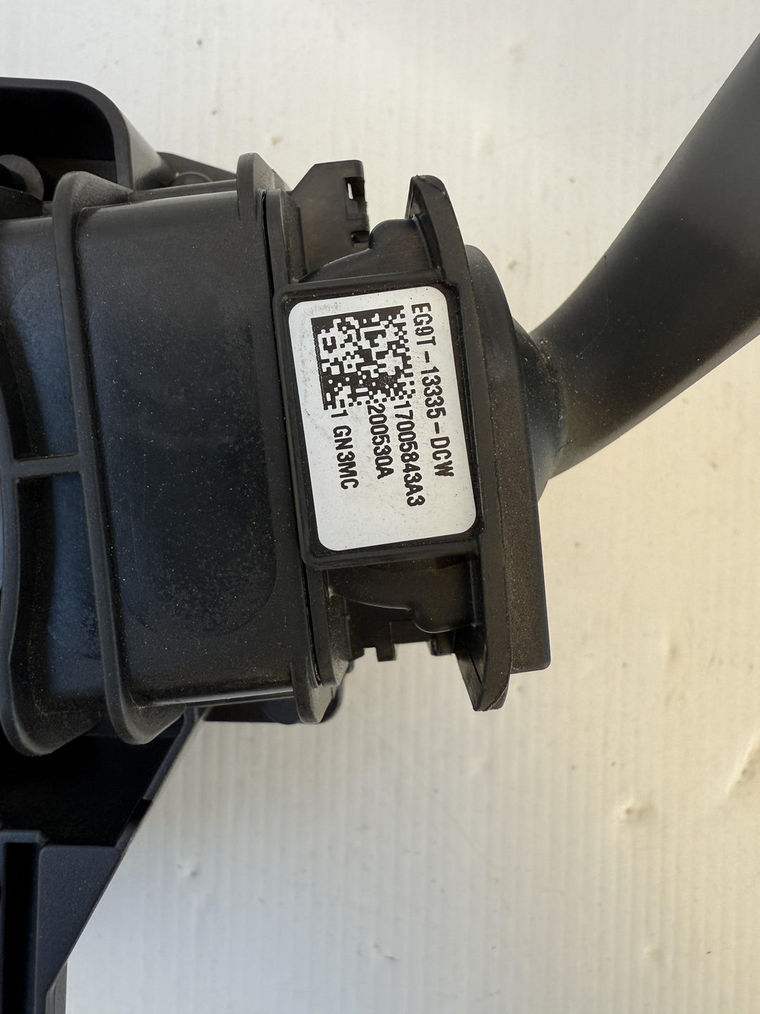 -
  
  Ford
  Ranger
  XLT Hi-Rider
  Combination Switch
  DG9T17A553FDW
EG9T13335DCW