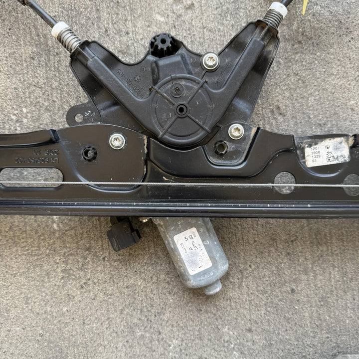 2019 Ford Ranger - Left Front Window Regulator/Motor