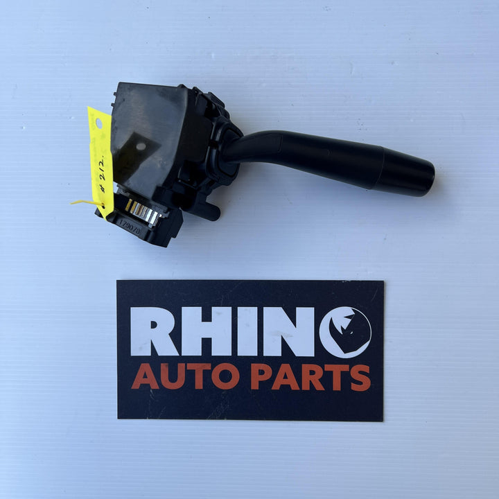 2010 Toyota Hiace - Wiper Switch