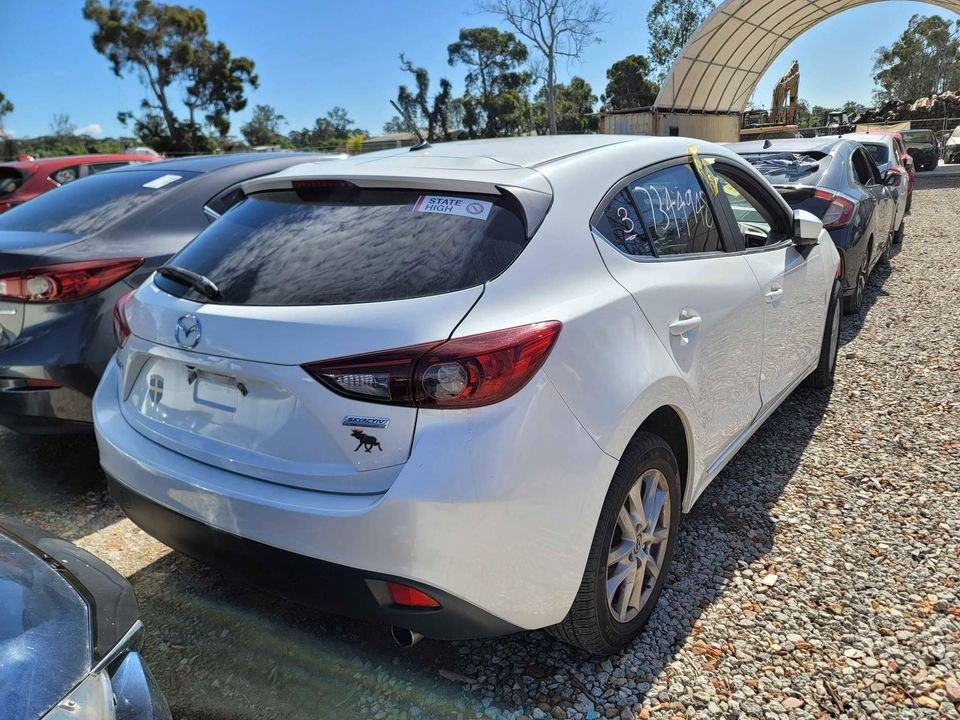 -
  
  Mazda
  Mazda3
  Maxx
  Radio Module
  BHS366DRX