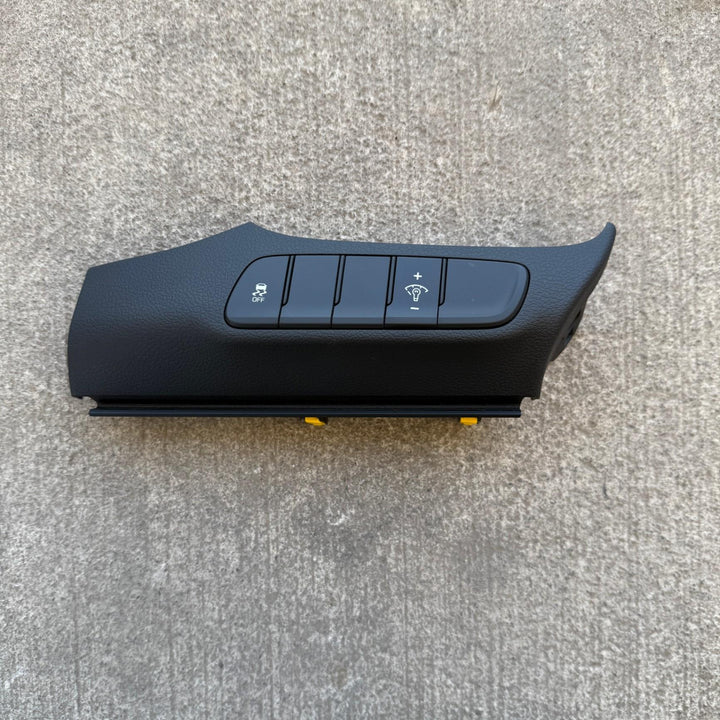 2023 Hyundai i30 - Traction Control Switch PN: 93701G3640TRY