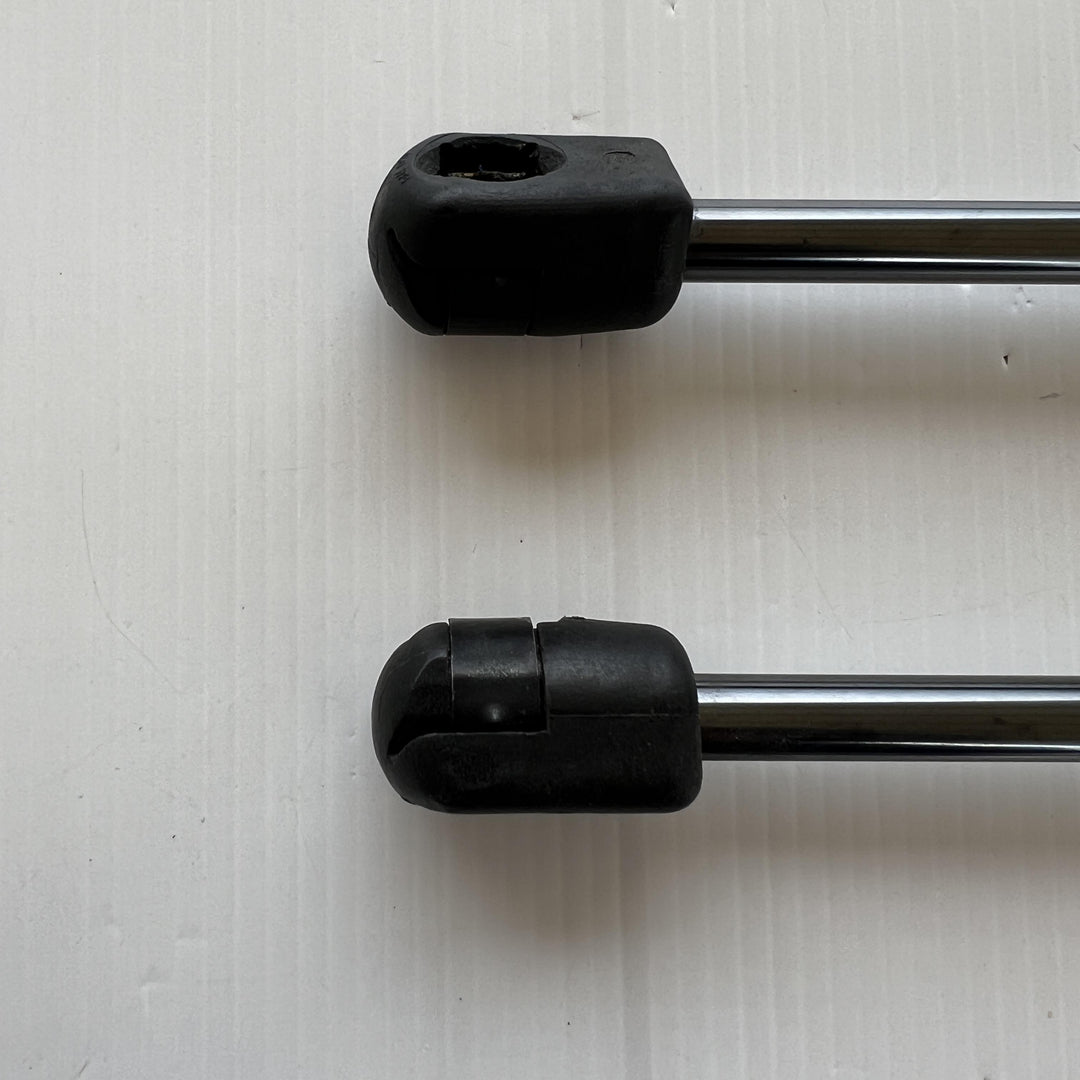 2017 -
  2023
  Hyundai
  i30
  Elite
  Bootlid Gas Struts
  81770G3000