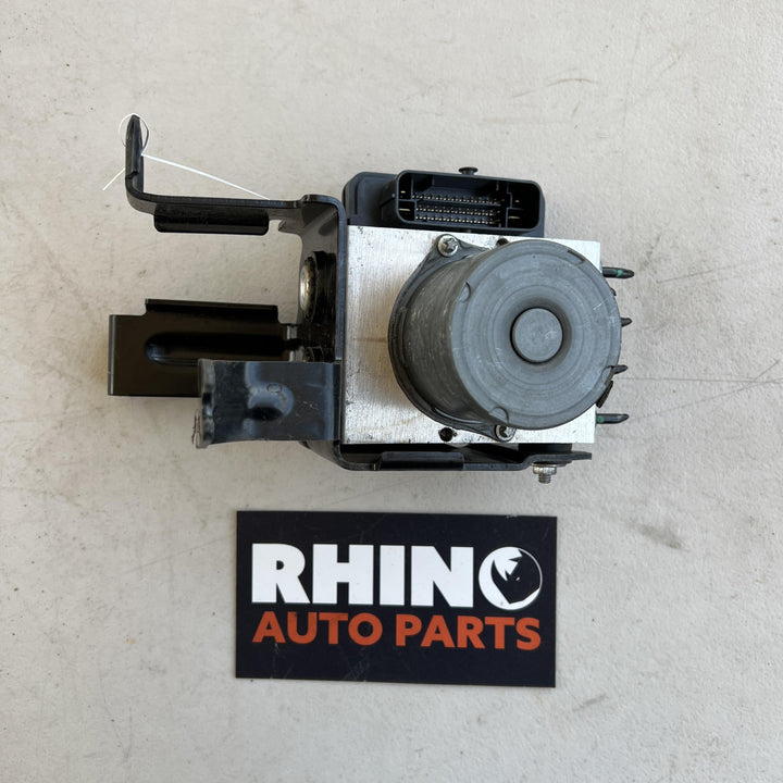 2015 -
  2018
  Ford
  Ranger
  Wildtrak
  ABS Pump/Modulator
  EB3C2C405AG