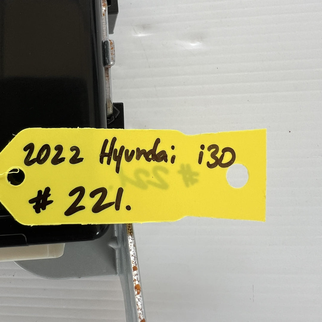 2017 -
  2025
  Hyundai
  i30
  Elite
  Smart Key Module
  95480G3510