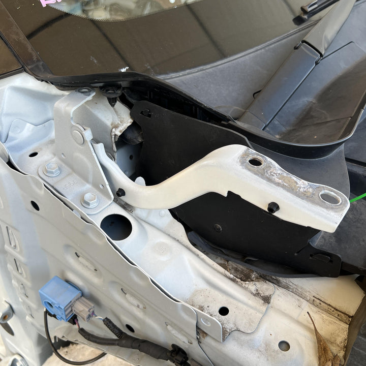 2017 Toyota C-HR X50 - Right Bonnet Hinge