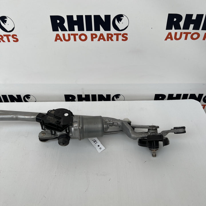 2021 Toyota Hiace VI H300 GDH300 - Wiper Motor