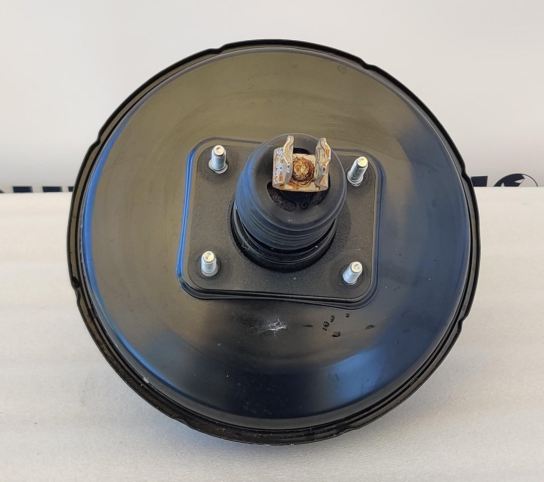 2011 -
  2019
  Toyota
  Yaris
  YRS
  Brake Booster
  3101018630