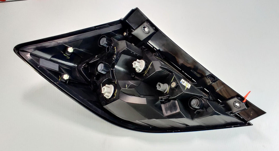 2017 -
  2021
  Honda
  Civic
  RS
  Right Taillight