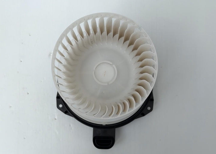 -
  
  Toyota
  Corolla
  Hybrid
  Blower Motor