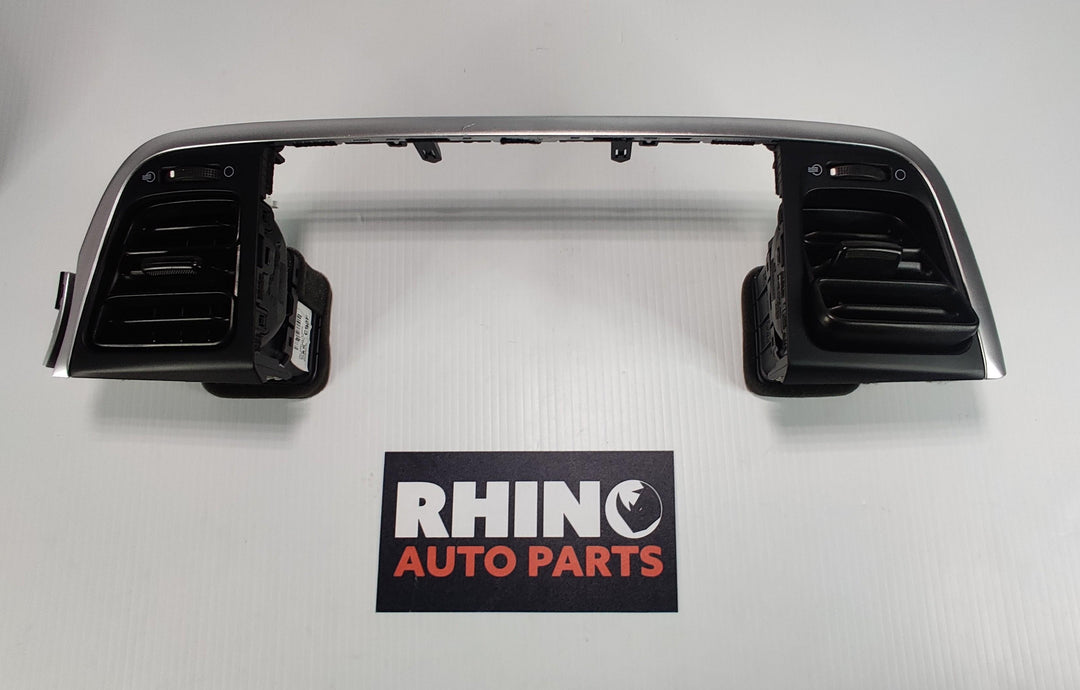 2017 -
  2023
  Kia
  Rio
  S
  Air Vent