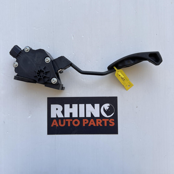 2007 -
  2013
  Toyota
  Corolla
  
  Accelerator Pedal
  7811012040