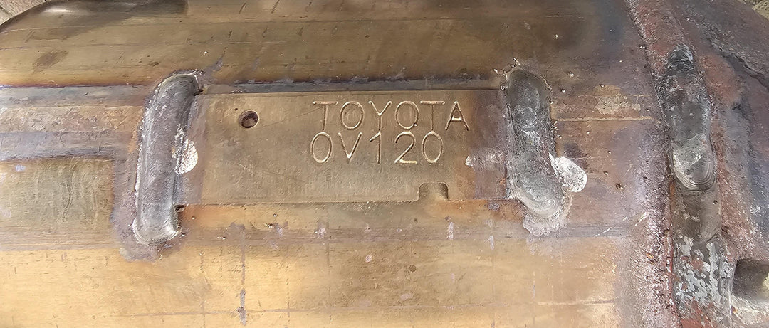 2016 Toyota Camry XV50 - Catalytic Converter PN: V120