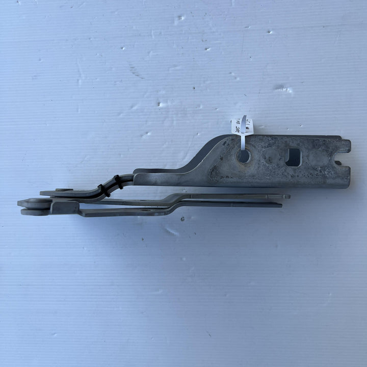 2015 Volkswagen Golf MK7 - 5G BE BQ - Bonnet Hinge/Strut