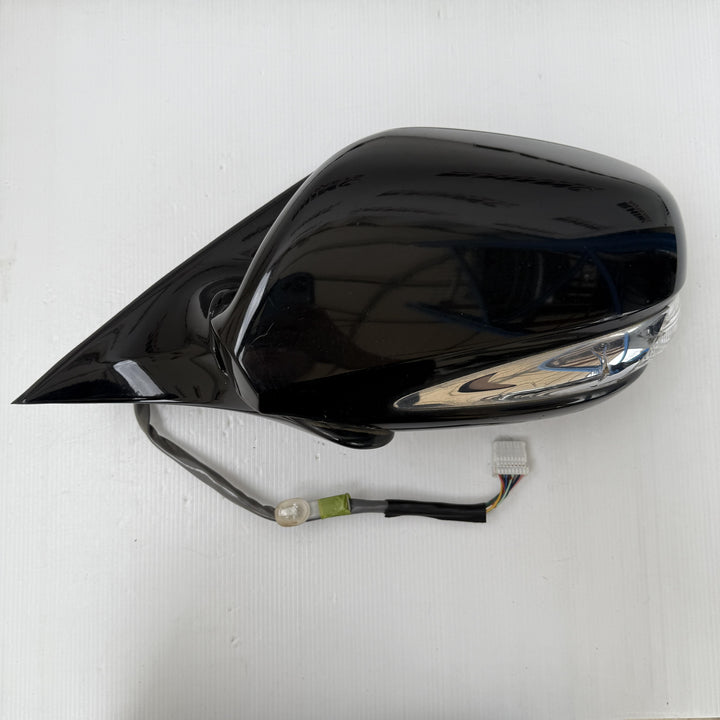 -
  
  Lexus
  GS300
  
  Left Door Mirror