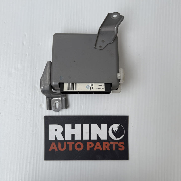 -
  
  Lexus
  GS300
  
  Suspension Control Module (SCM)
  8924330180