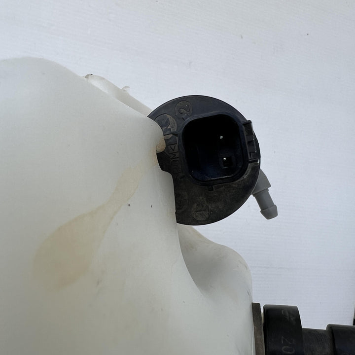 2017 Mazda BT-50 MM0UR0YE100683481